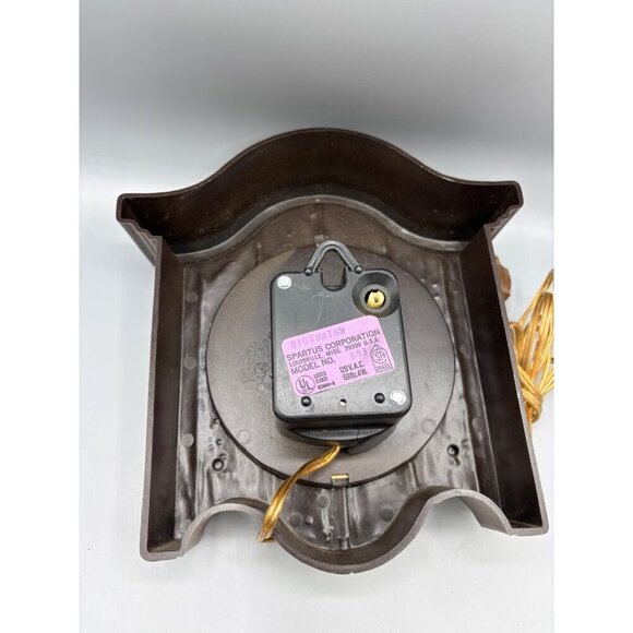 Vtg Spartus Electric Wall Clock With Floral Face Design Faux Wood Retro - Picture 5 of 6